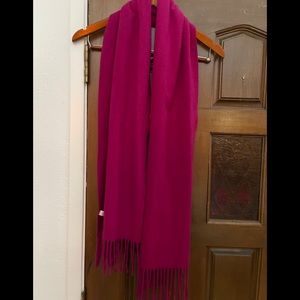 Magenta cashmere blend scarf